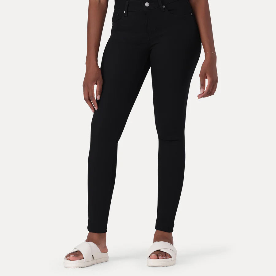 Calças Levis CURVY SKINNY SOFT BLACK